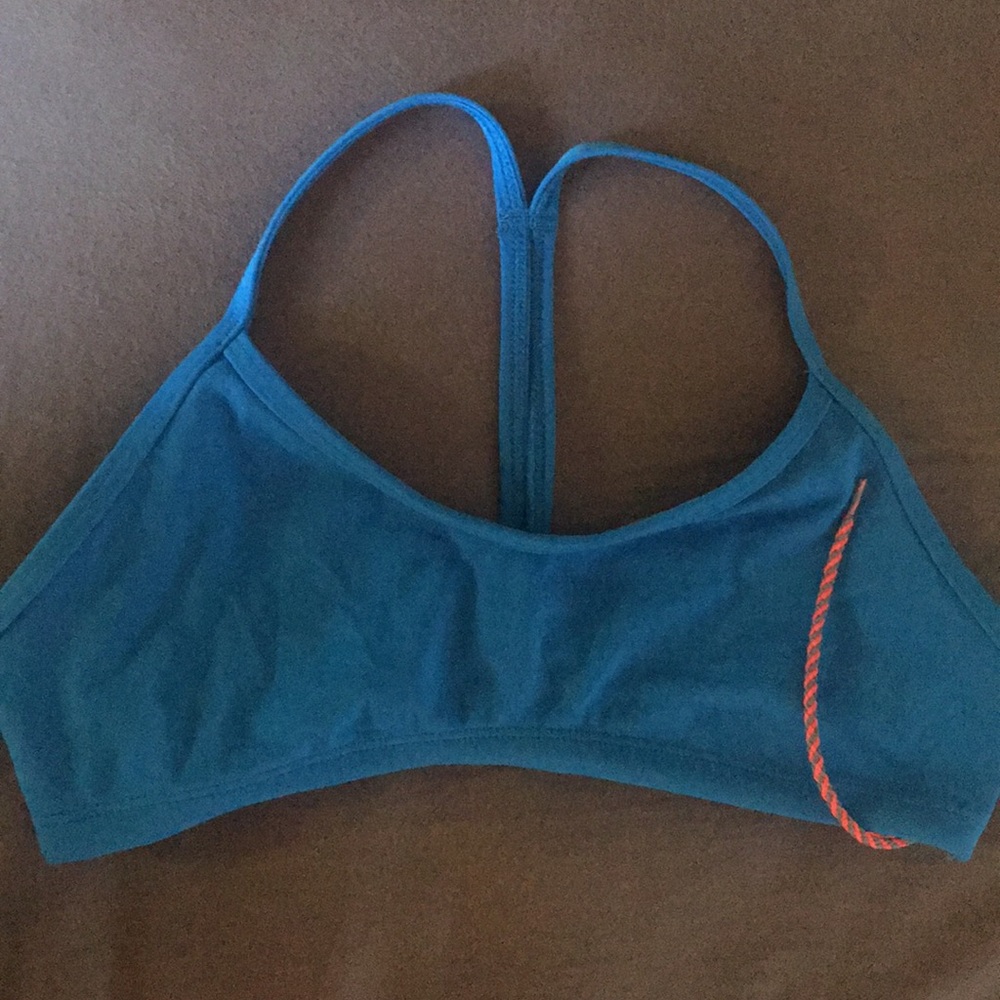 Jolyn bikini top